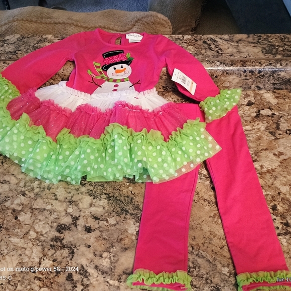 Emily Rose Other - Emily Rose two-piece set long sleeve girls tutu shirt snowman. New With Tags